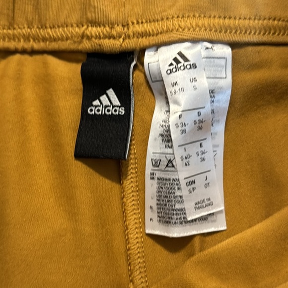 Adidas biker shorts - Picture 3 of 3